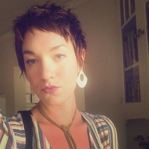 Meet your Posher, Izabella